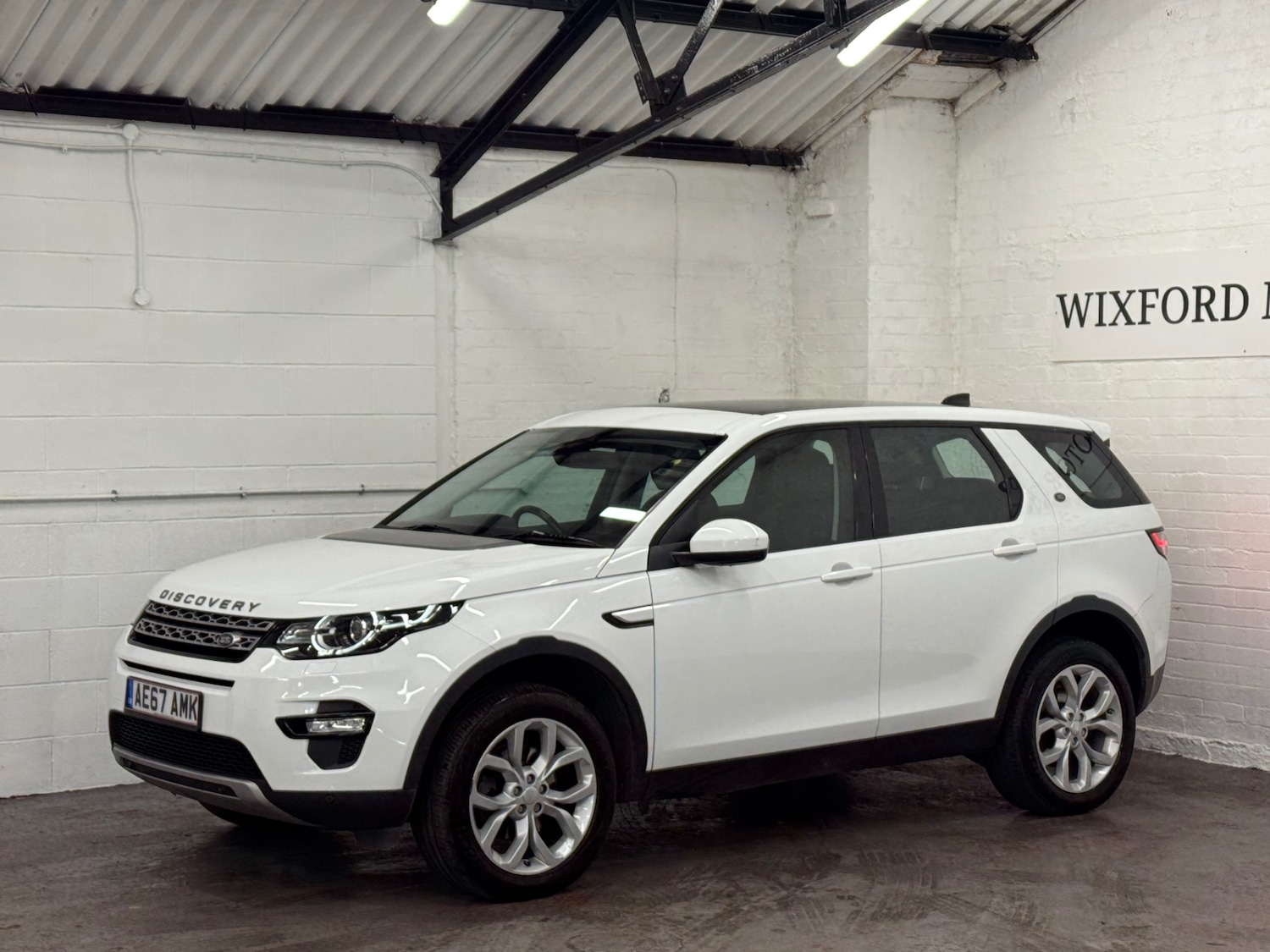 Used Land Rover Discovery Sport 2017 for sale - 77136747: Photo 5