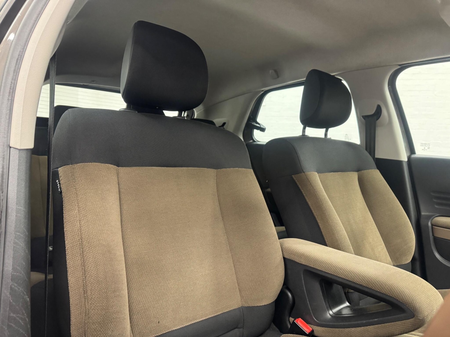 Used Citroen C4 Cactus 2017 for sale - 76936126: Photo 13