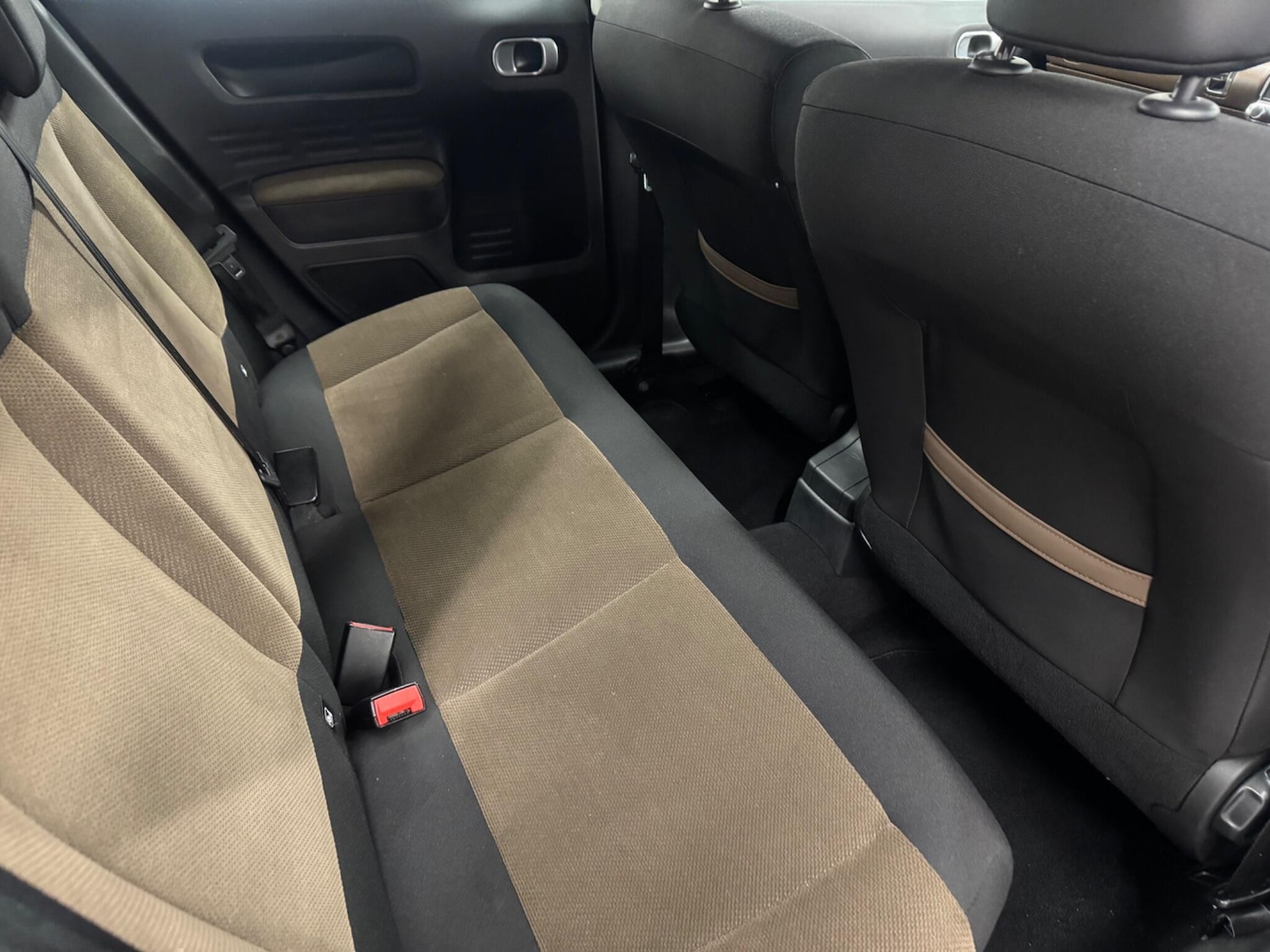 Used Citroen C4 Cactus 2017 for sale - 76936126: Photo 14