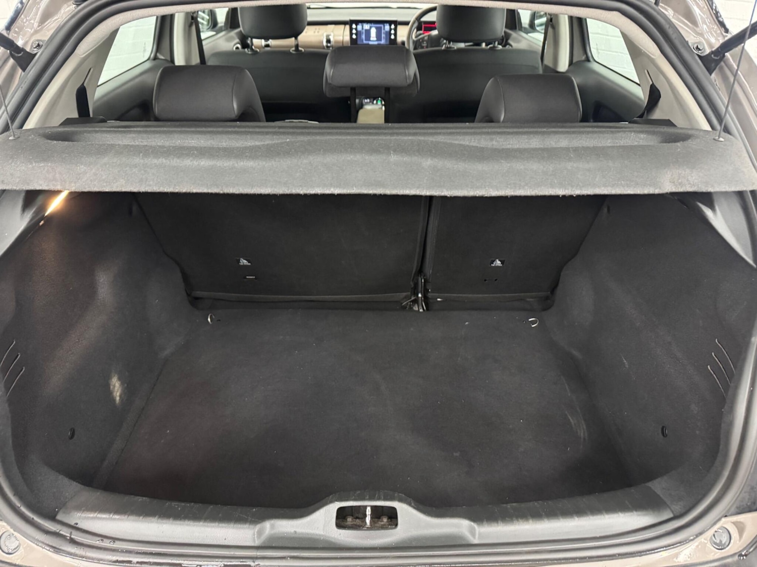 Used Citroen C4 Cactus 2017 for sale - 76936126: Photo 17