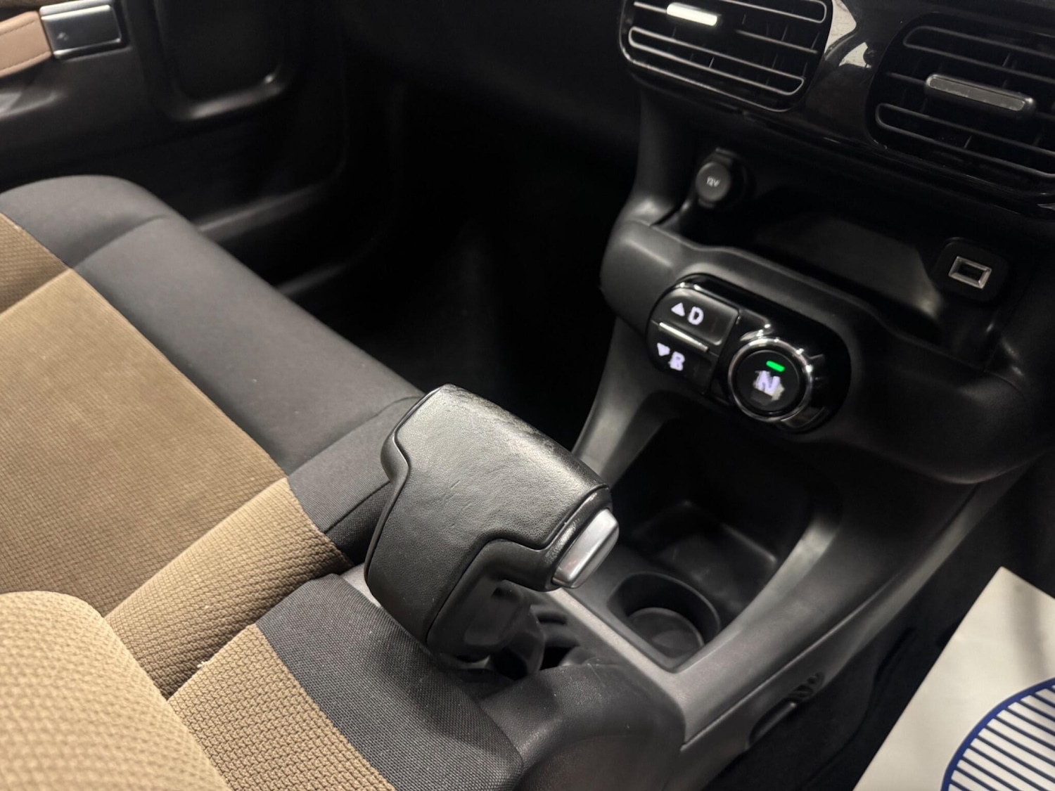 Used Citroen C4 Cactus 2017 for sale - 76936126: Photo 18