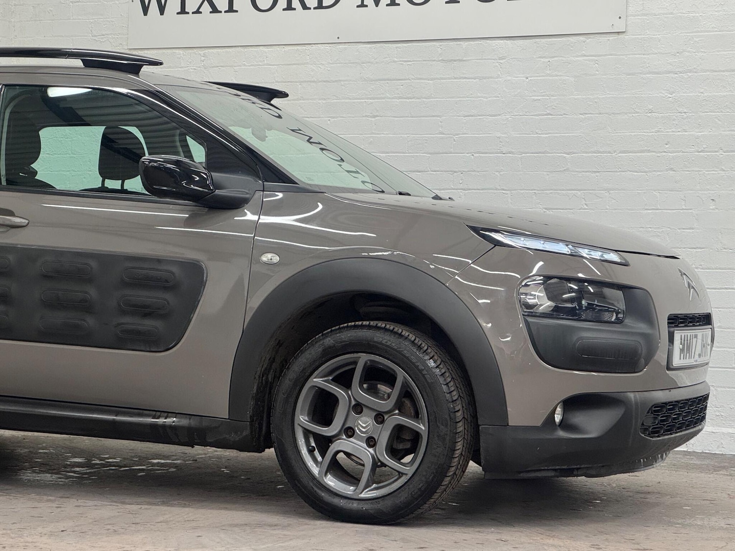 Used Citroen C4 Cactus 2017 for sale - 76936126: Photo 25