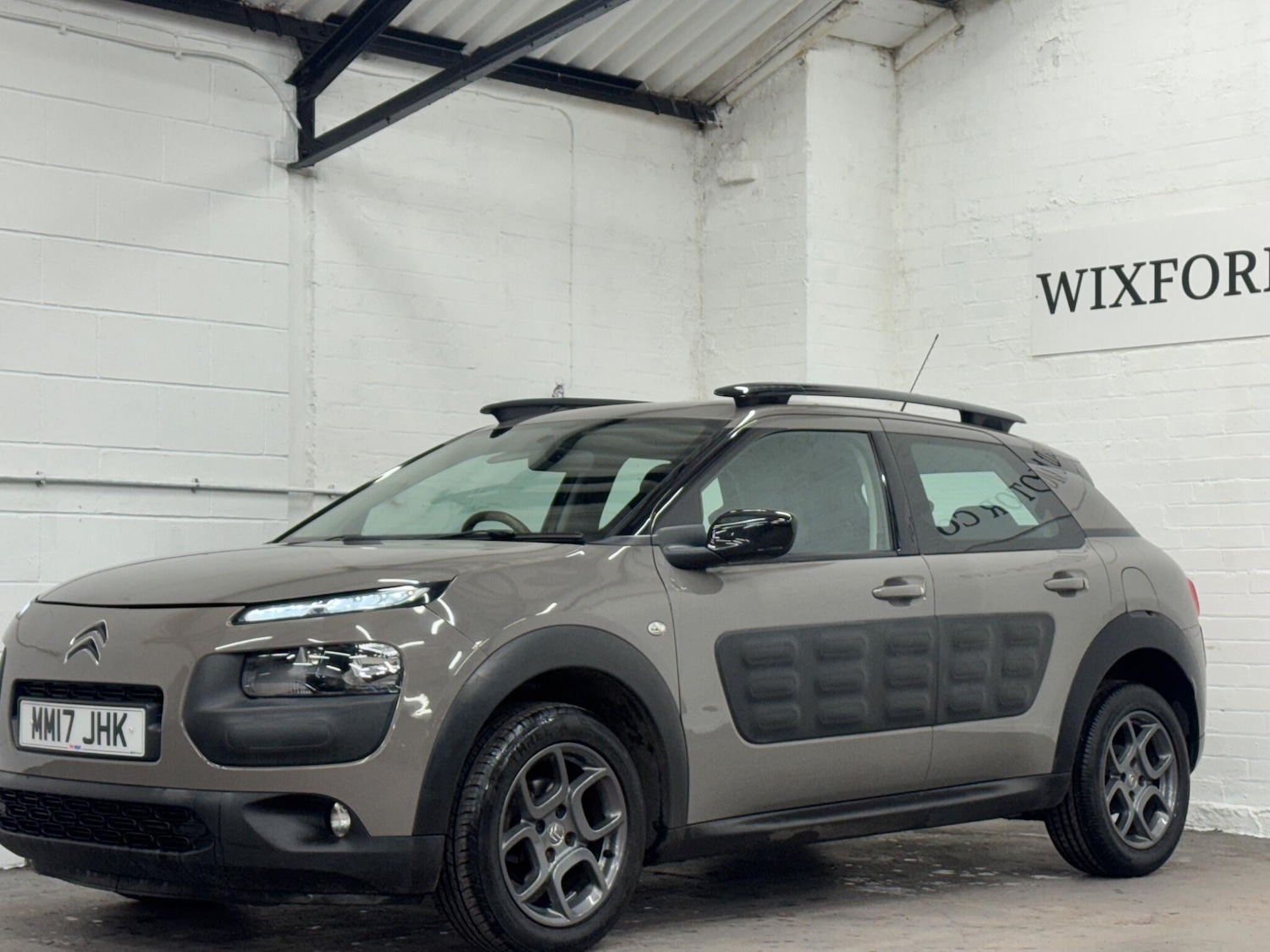 Used Citroen C4 Cactus 2017 for sale - 76936126: Photo 28
