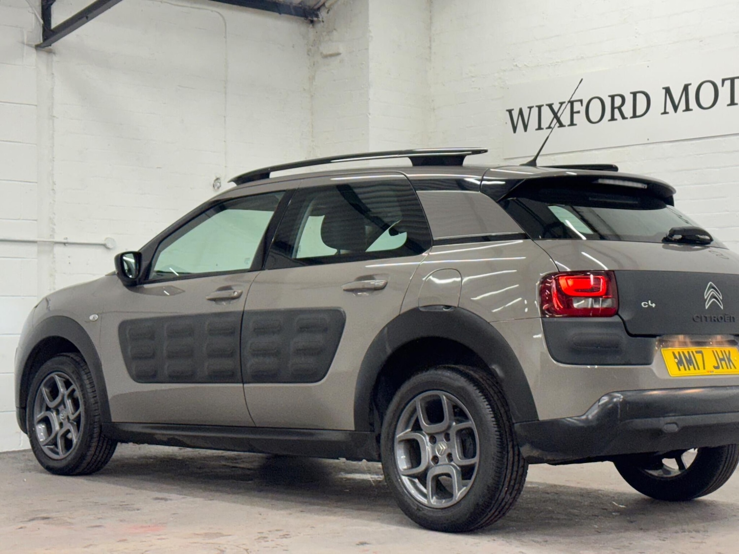 Used Citroen C4 Cactus 2017 for sale - 76936126: Photo 29