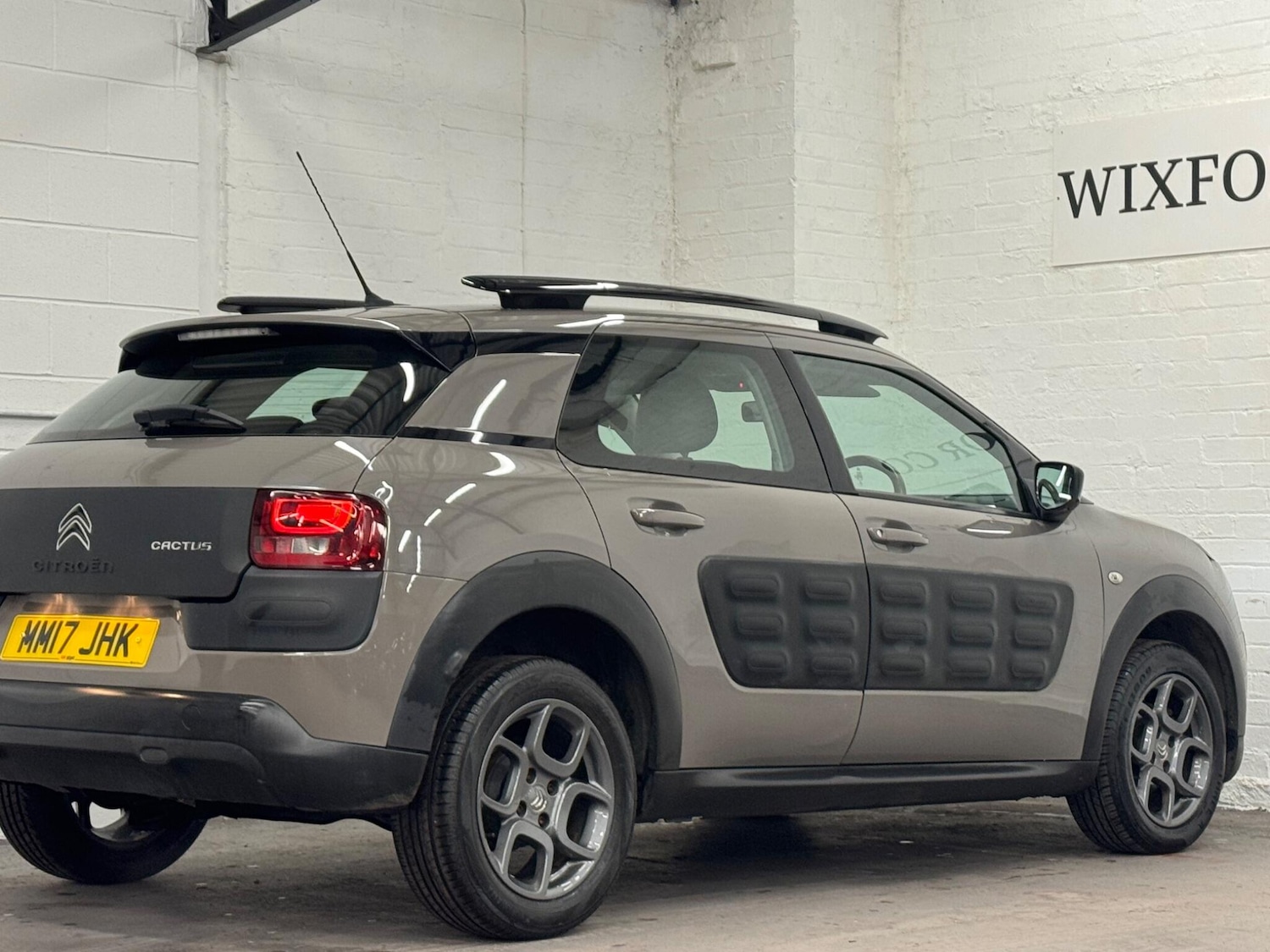 Used Citroen C4 Cactus 2017 for sale - 76936126: Photo 30