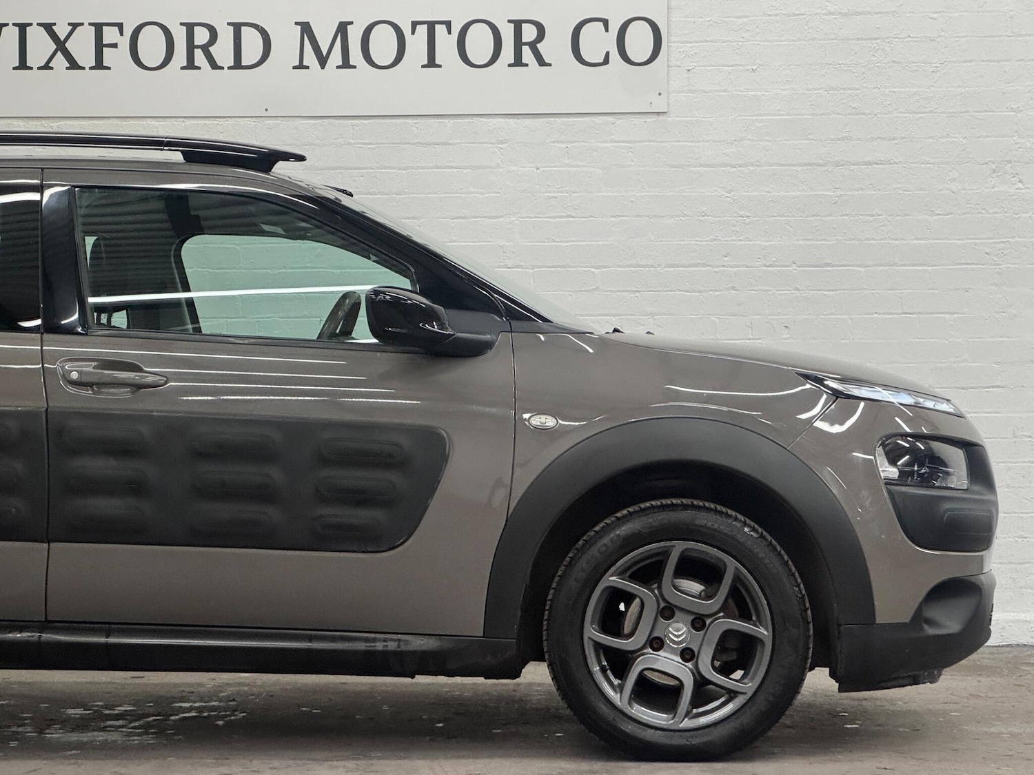 Used Citroen C4 Cactus 2017 for sale - 76936126: Photo 32