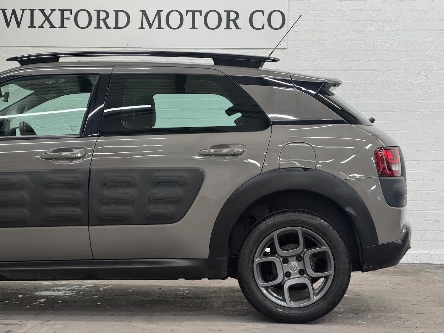 Used Citroen C4 Cactus 2017 for sale - 76936126: Photo 34
