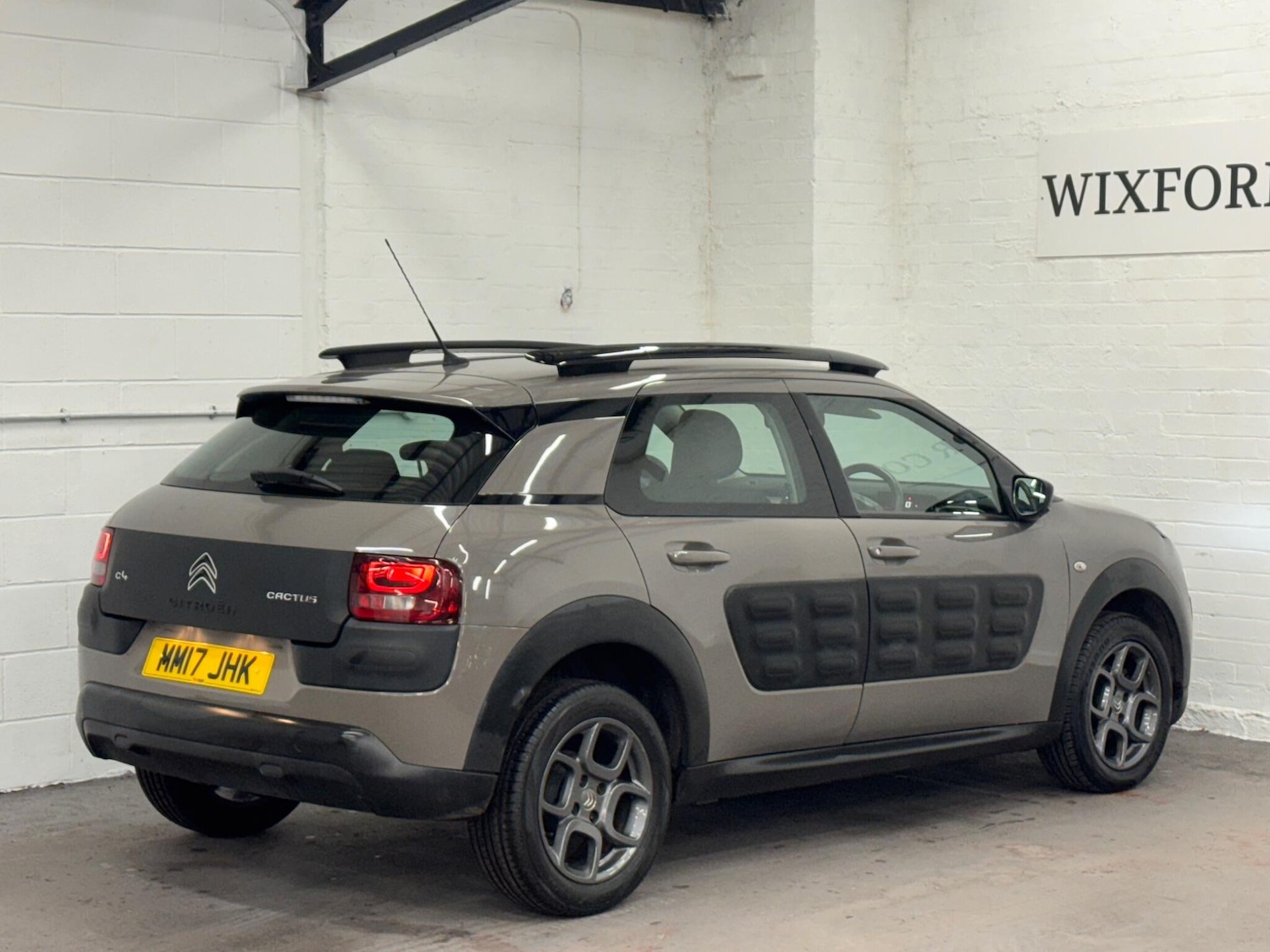 Used Citroen C4 Cactus 2017 for sale - 76936126: Photo 6