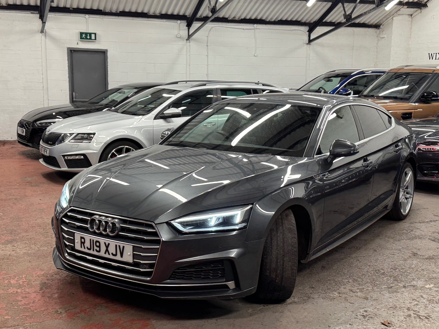 Used Audi A5 2019 for sale - 77136187: Photo 3