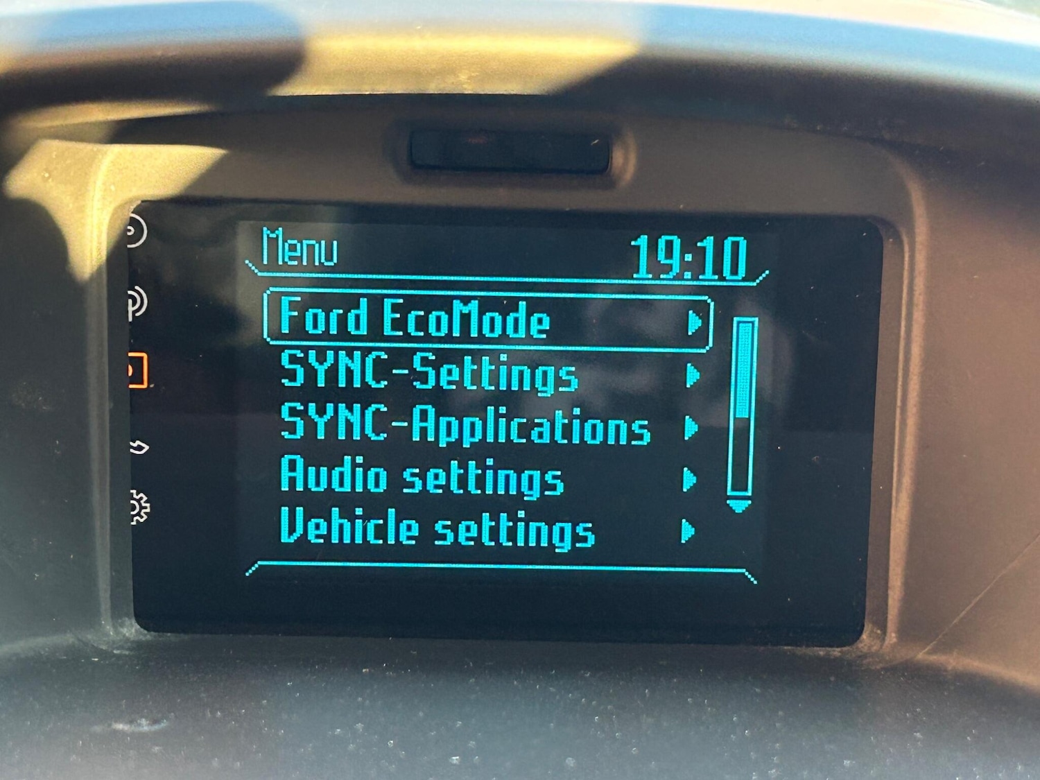 Used Ford Fiesta 2017 for sale - 76989218: Photo 18