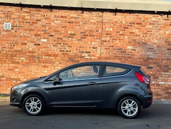 Used Ford Fiesta 2017 for sale - 76989218: Photo