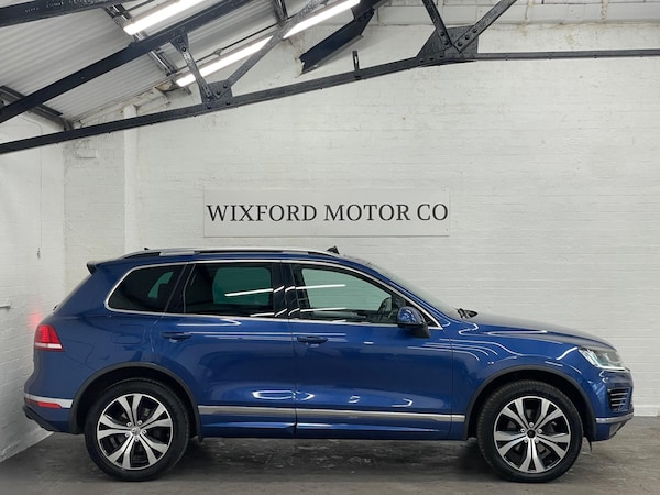 Used Volkswagen Touareg 2016 for sale - 76276025: Photo 2