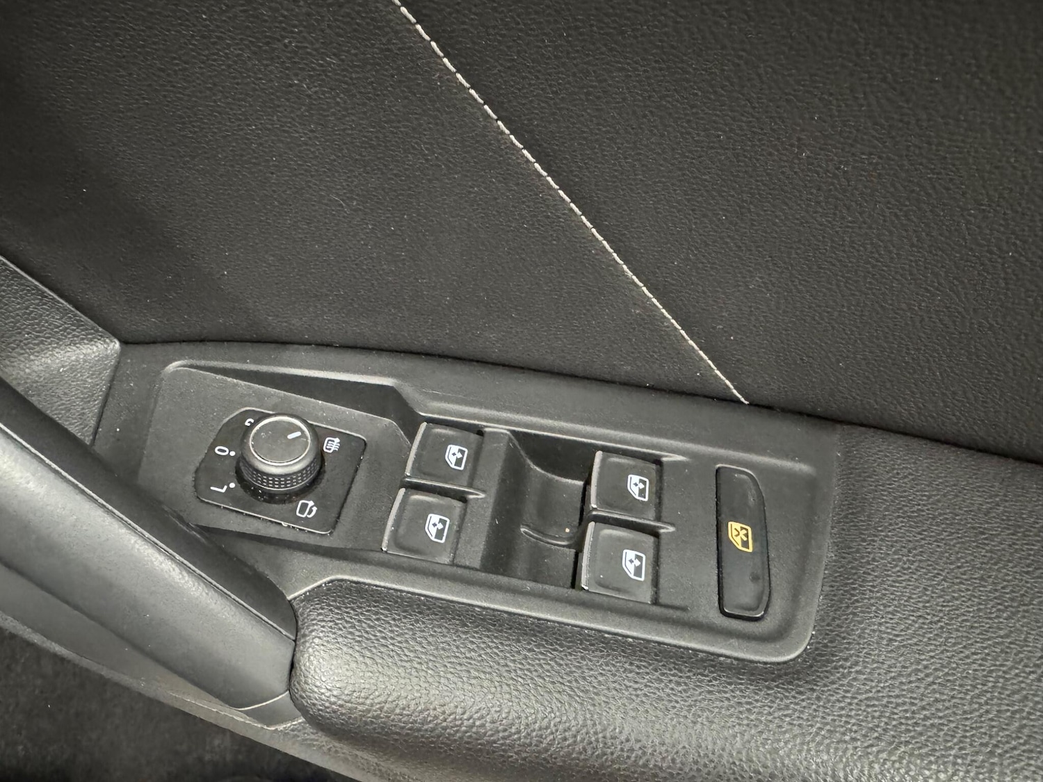 Used Volkswagen Tiguan 2019 for sale - 76996748: Photo 24