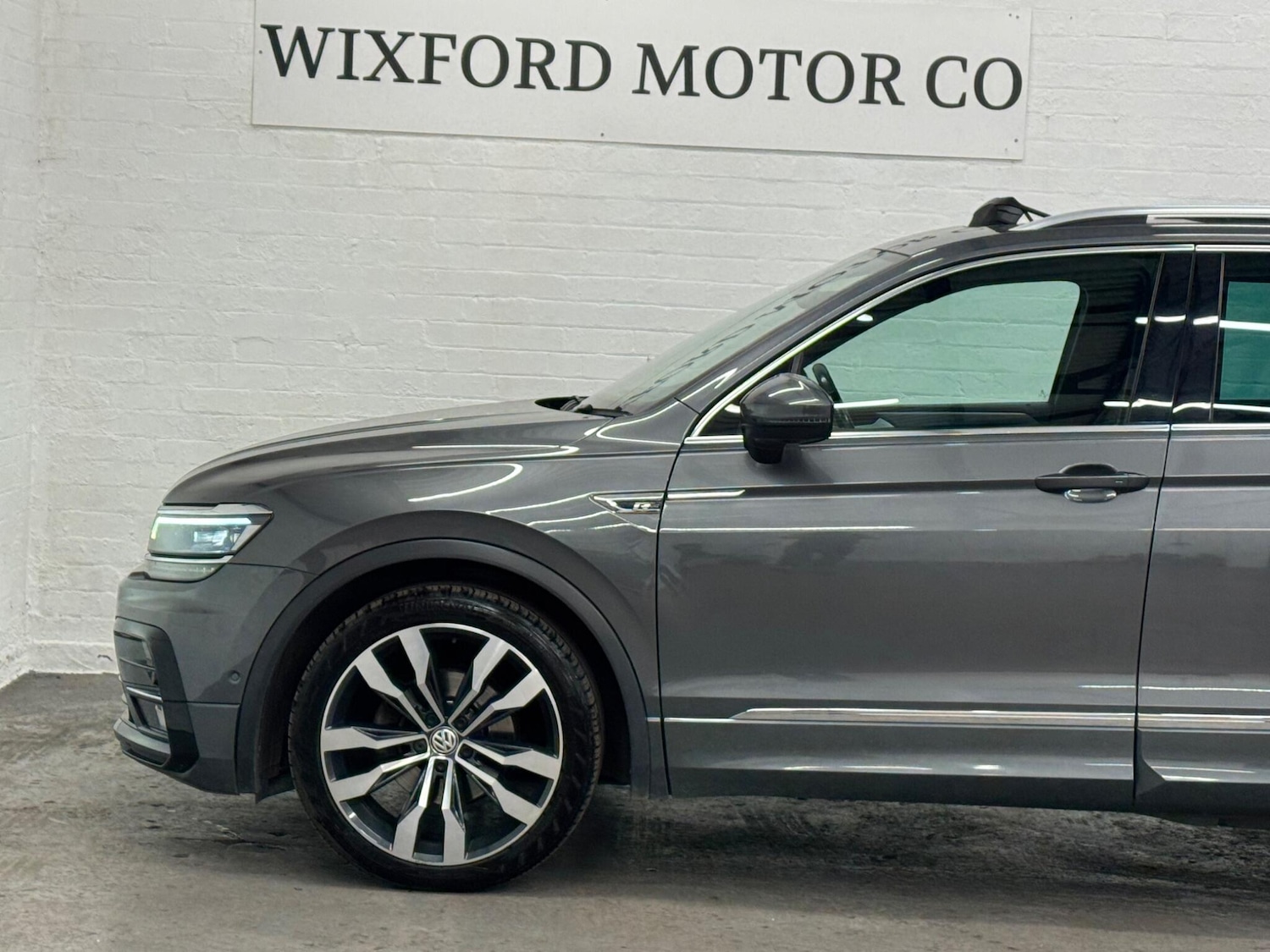 Used Volkswagen Tiguan 2019 for sale - 76996748: Photo 35