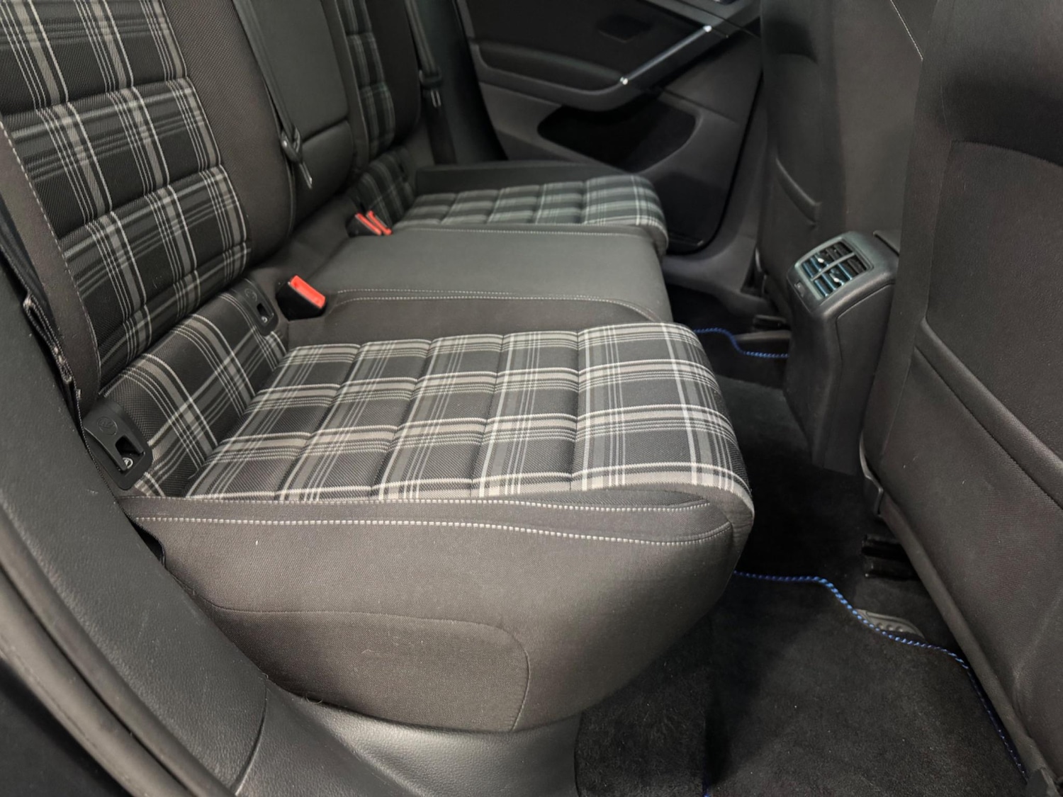 Used Volkswagen Golf 2016 for sale - 76276021: Photo 15
