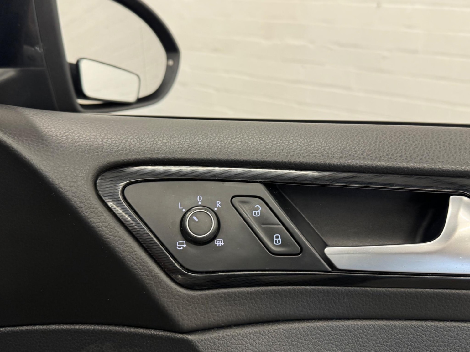 Used Volkswagen Golf 2016 for sale - 76276021: Photo 24