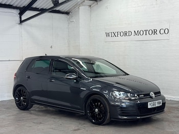 Used Volkswagen Golf 2016 for sale - 76276021: Photo