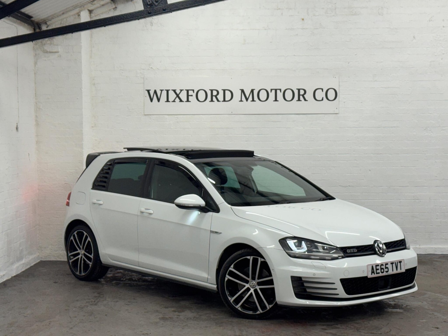 Used Volkswagen Golf 2015 for sale - 76936124: Photo 1