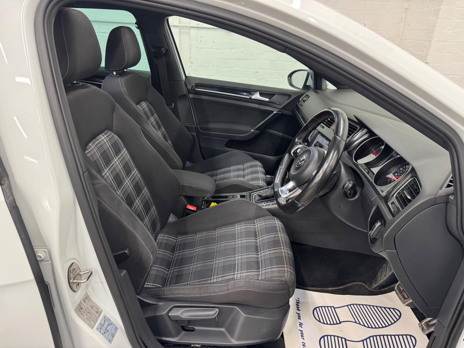 Used Volkswagen Golf 2015 for sale - 76936124: Photo 11