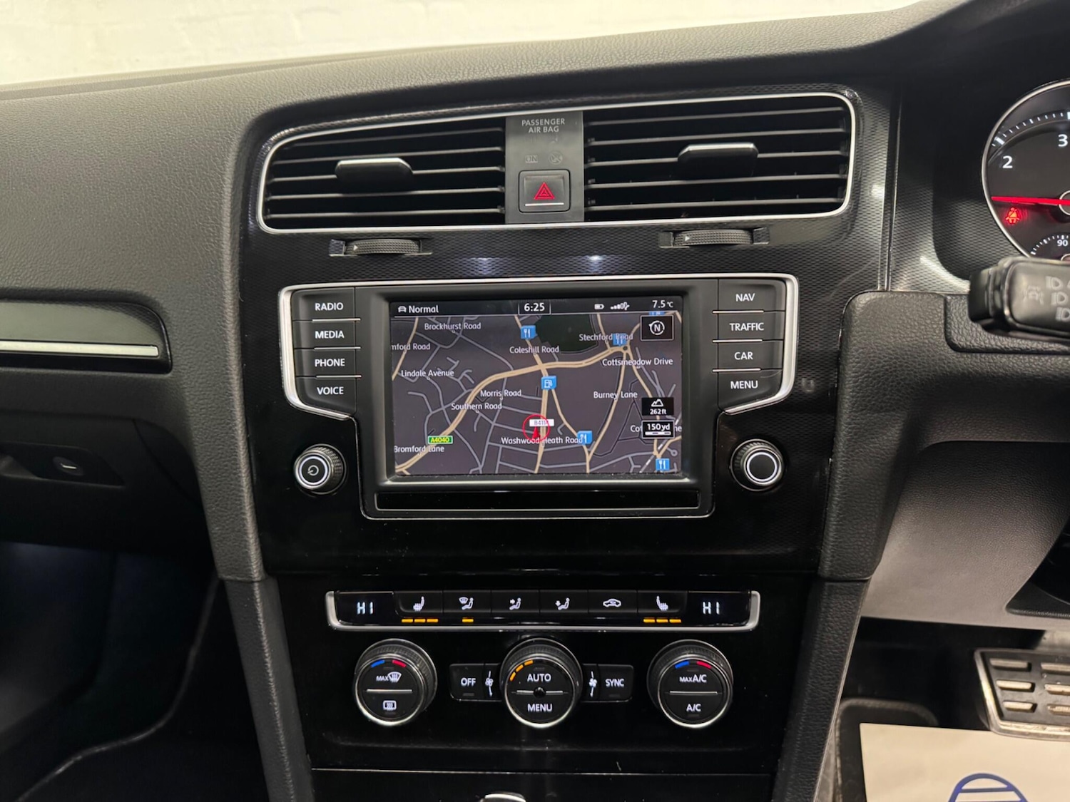 Used Volkswagen Golf 2015 for sale - 76936124: Photo 17