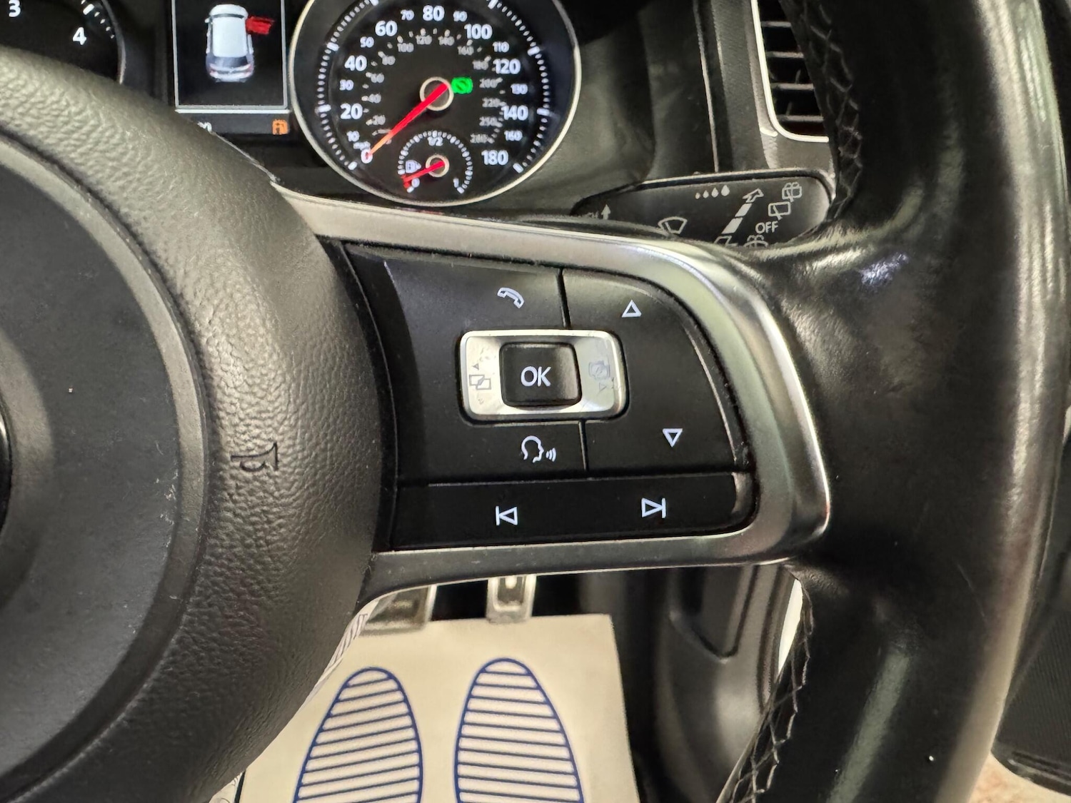 Used Volkswagen Golf 2015 for sale - 76936124: Photo 23