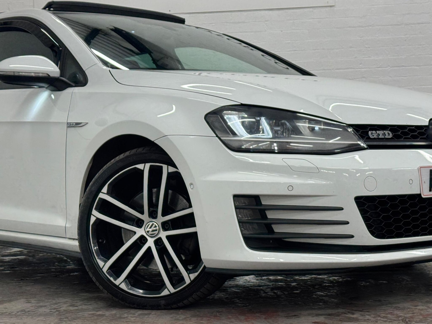 Used Volkswagen Golf 2015 for sale - 76936124: Photo 32