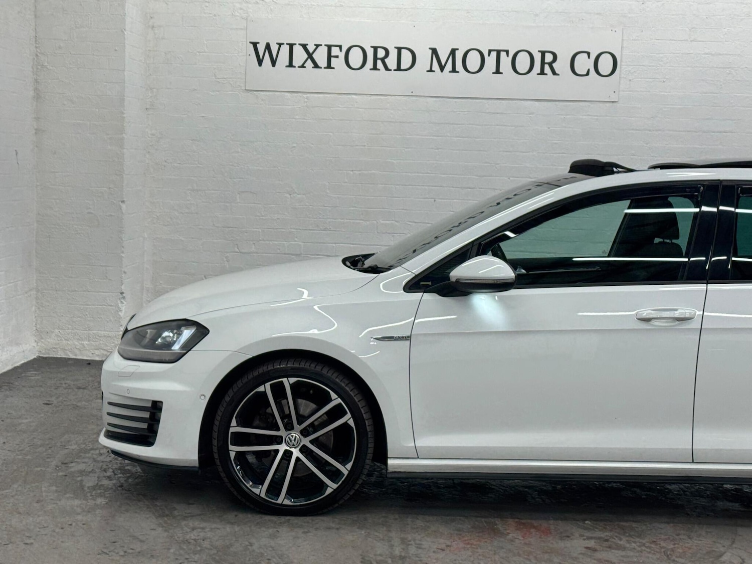 Used Volkswagen Golf 2015 for sale - 76936124: Photo 41