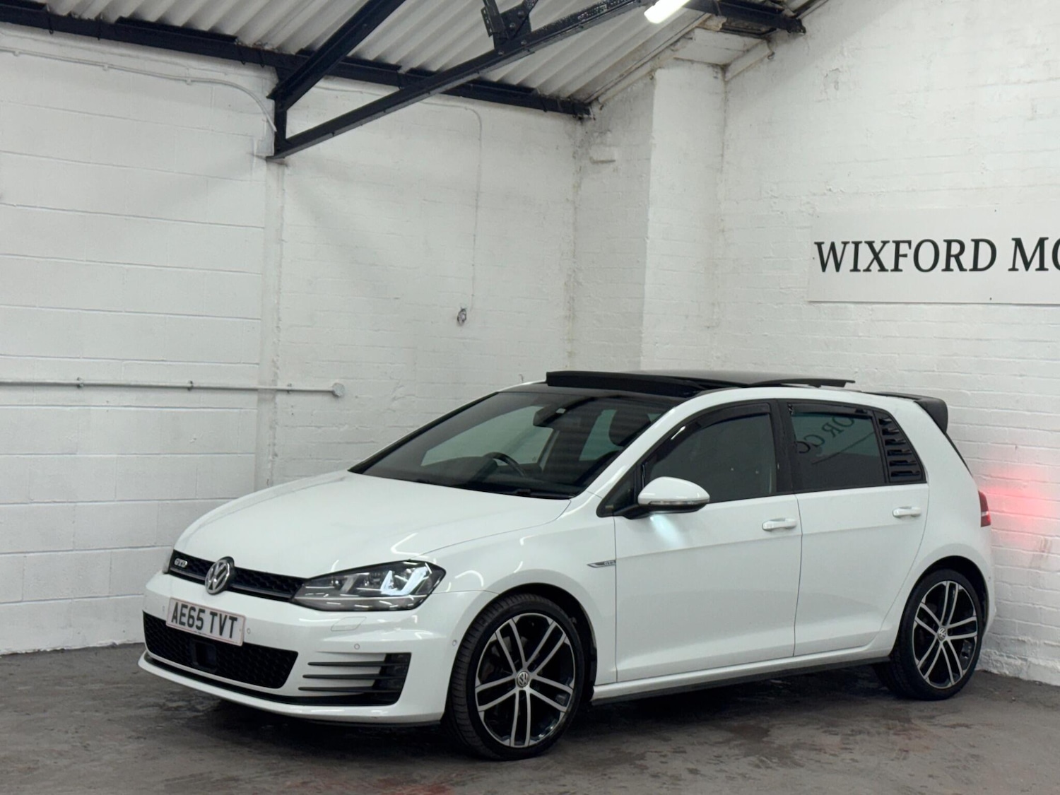 Used Volkswagen Golf 2015 for sale - 76936124: Photo 5