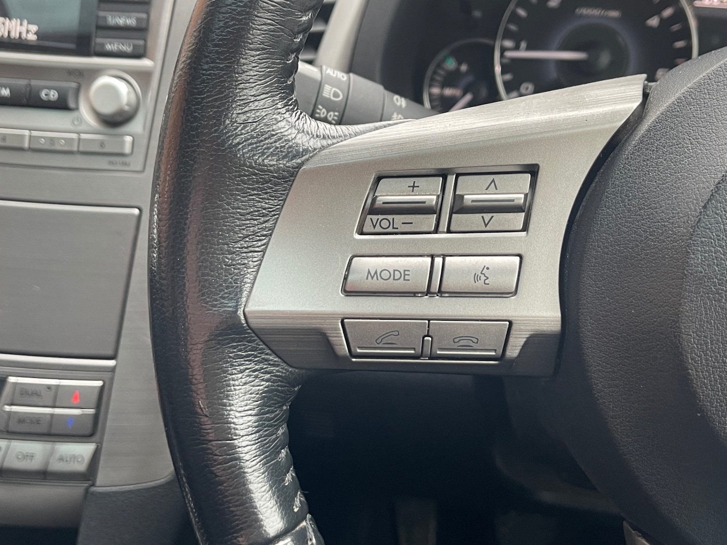 Used Subaru Legacy 2011 for sale - 77168379: Photo 21