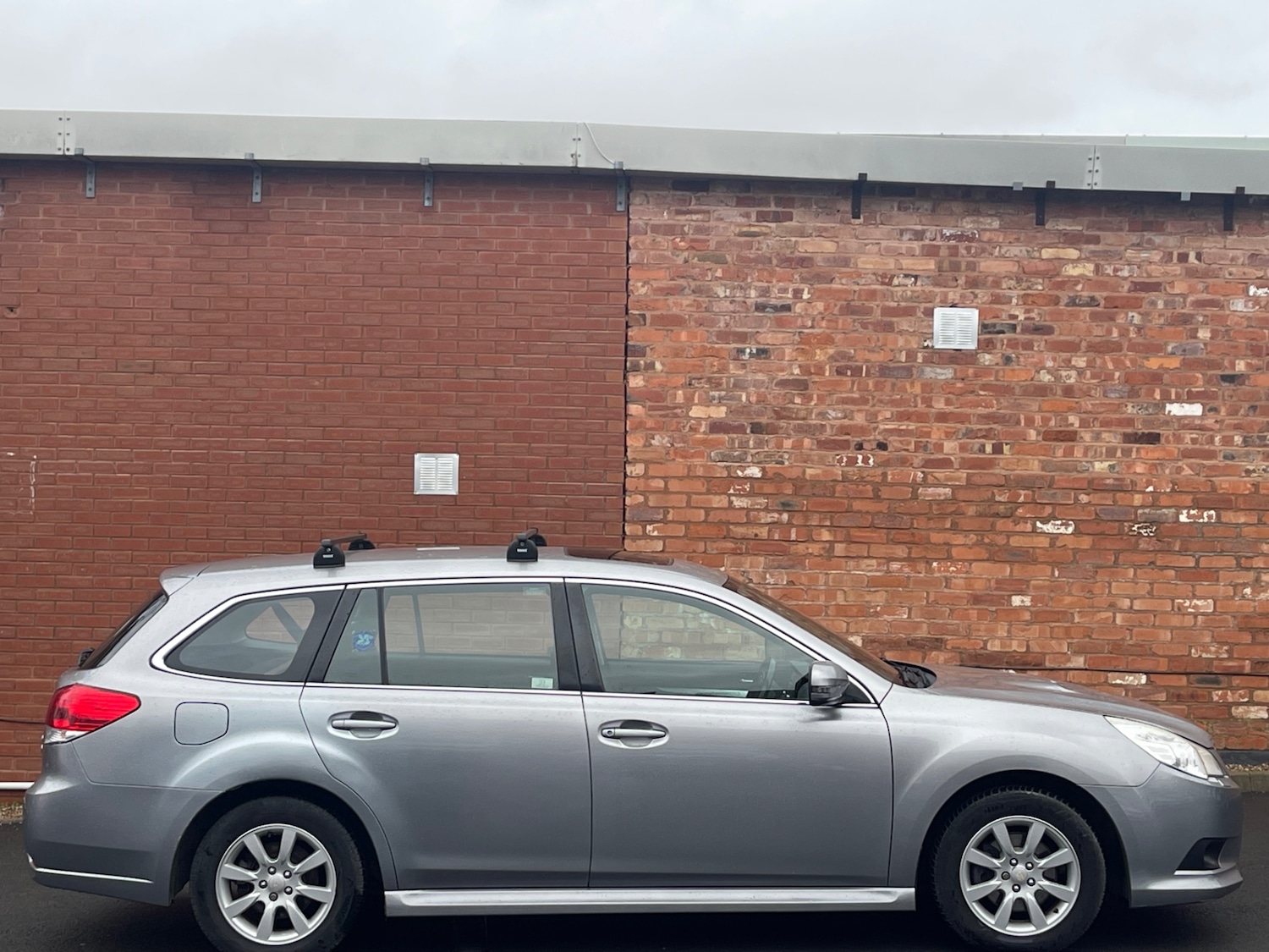 Used Subaru Legacy 2011 for sale - 77168379: Photo 3