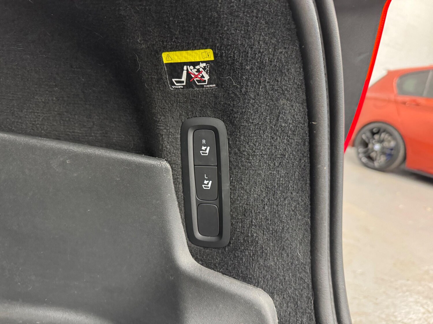 Used Volvo V90 2017 for sale - 76276003: Photo 25