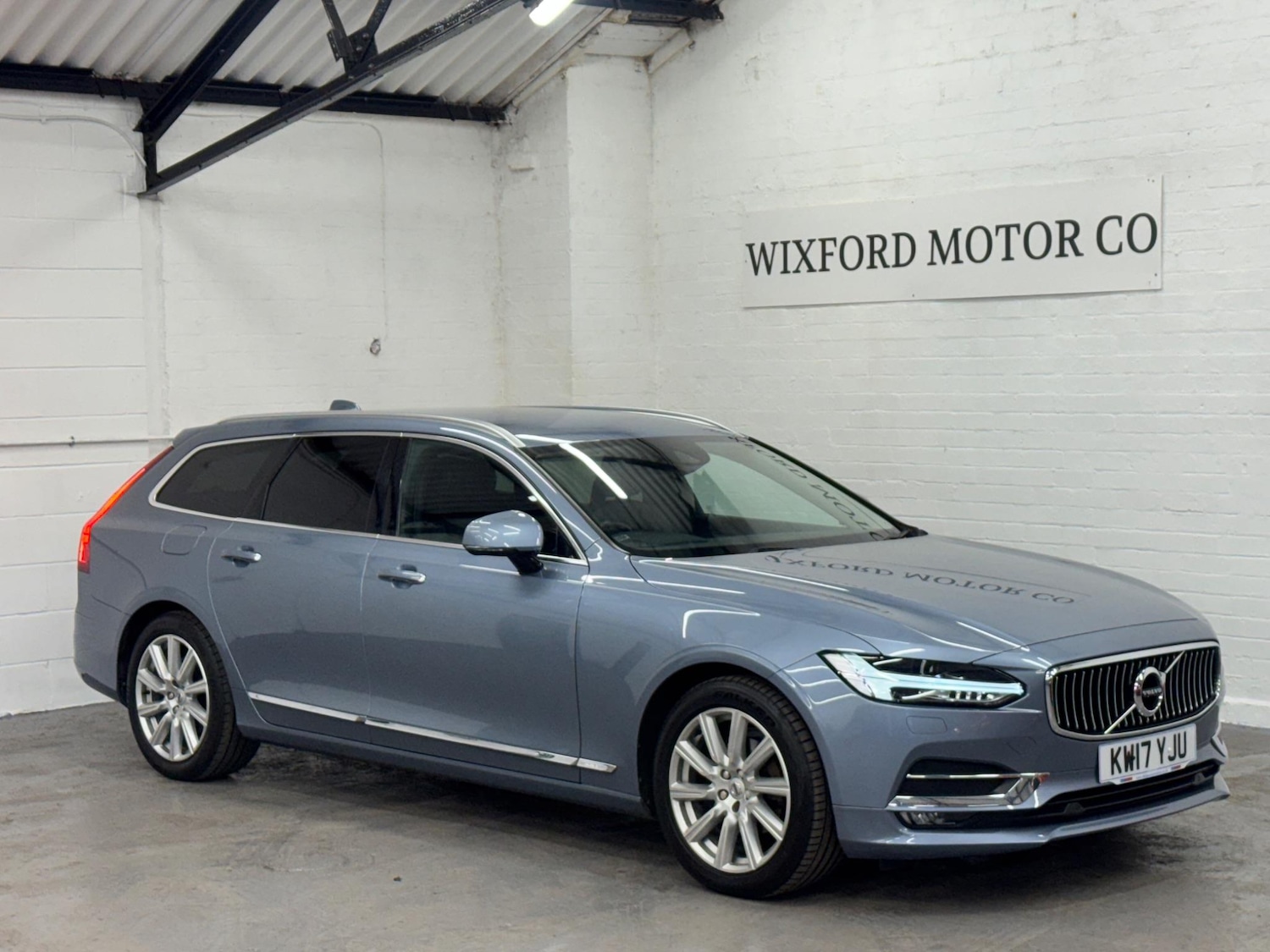 Used Volvo V90 2017 for sale - 76276003: Photo 4