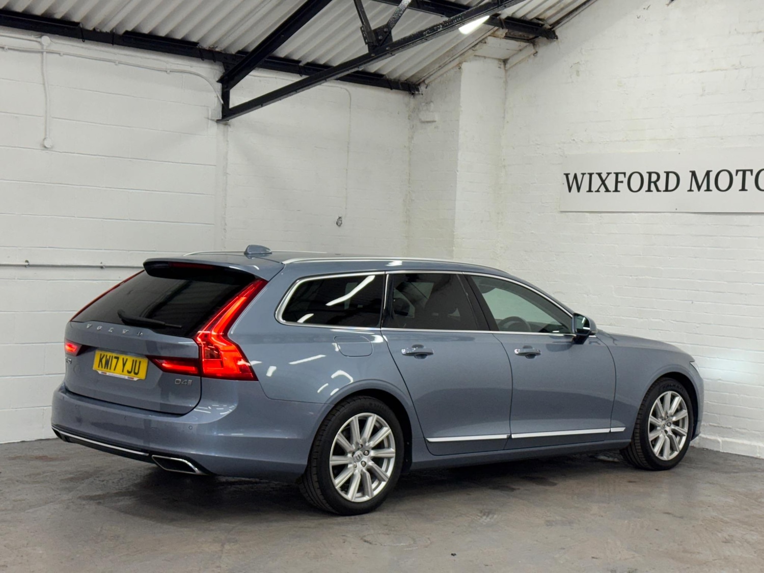 Used Volvo V90 2017 for sale - 76276003: Photo 6