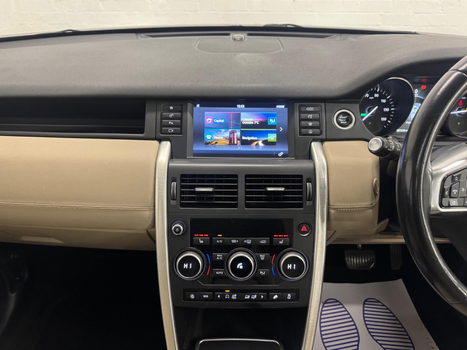 Used Land Rover Discovery Sport 2017 for sale - 76608104: Photo 20