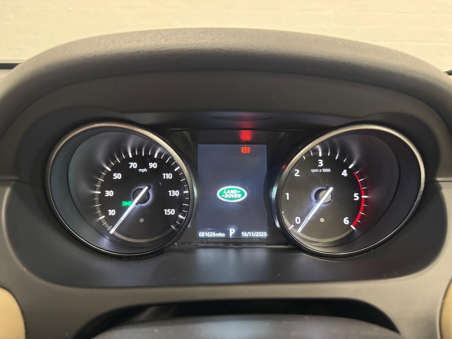 Used Land Rover Discovery Sport 2017 for sale - 76608104: Photo 30