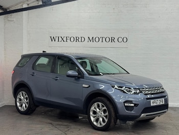 Used Land Rover Discovery Sport 2017 for sale - 76608104: Photo