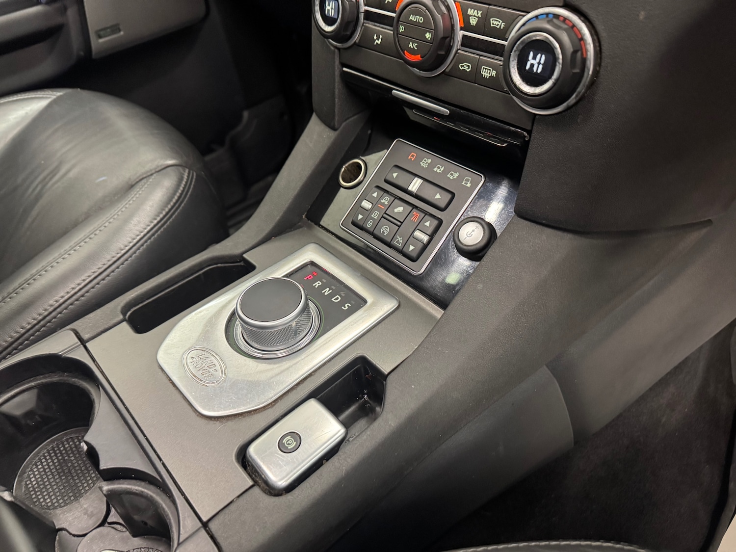 Used Land Rover Discovery 2016 for sale - 77136637: Photo 17