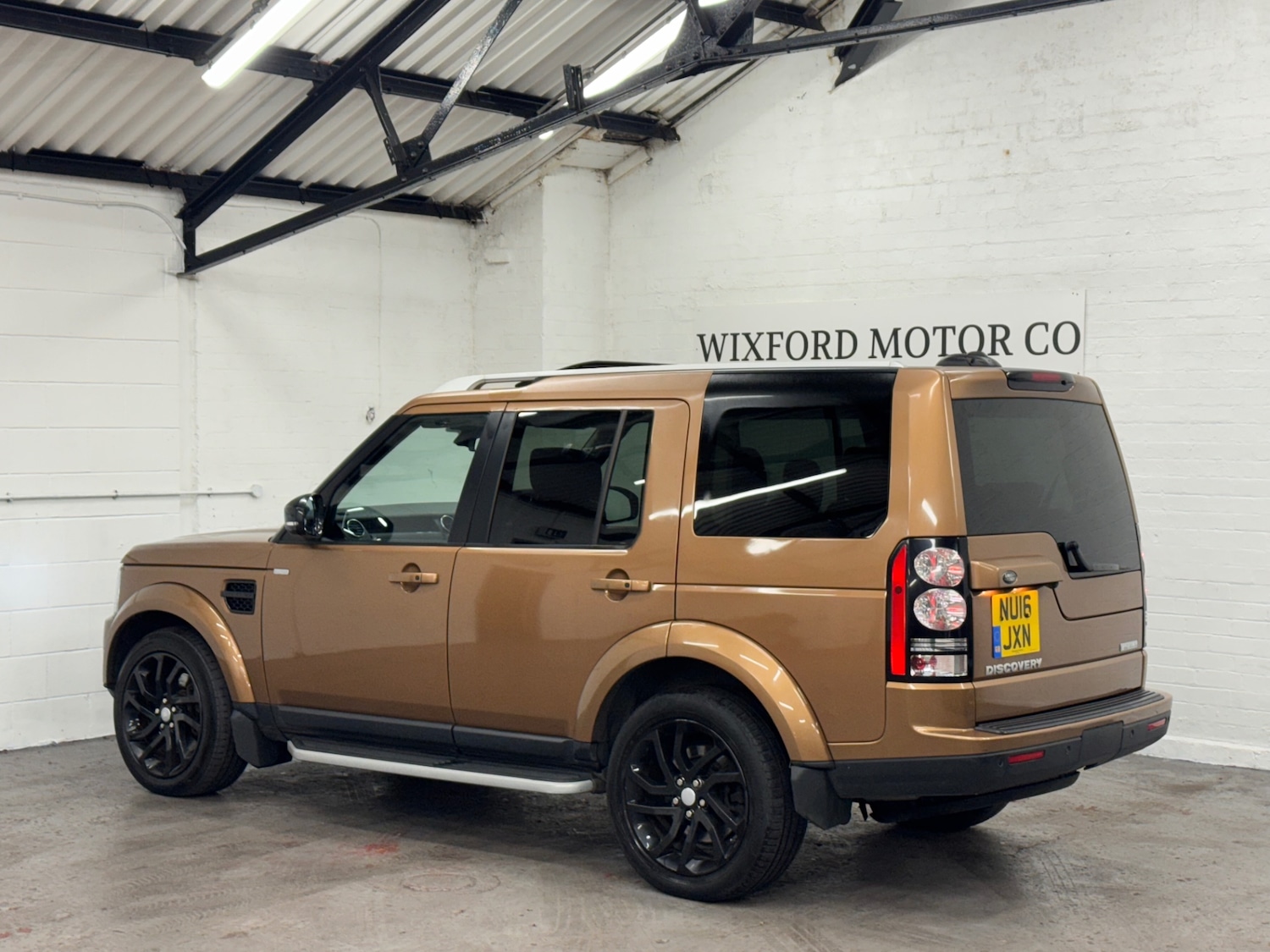 Used Land Rover Discovery 2016 for sale - 77136637: Photo 3