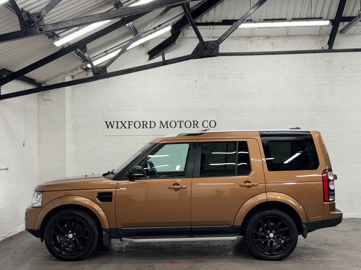 Used Land Rover Discovery 2016 for sale - 77136637: Photo 6