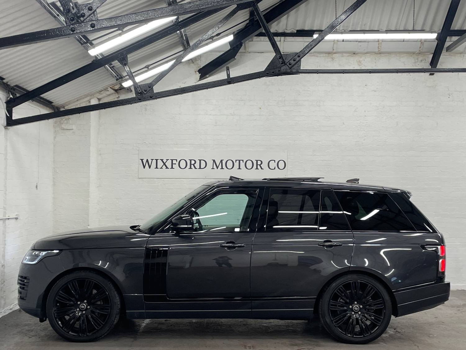 Used Land Rover Range Rover 2021 for sale - 77160003: Photo 3