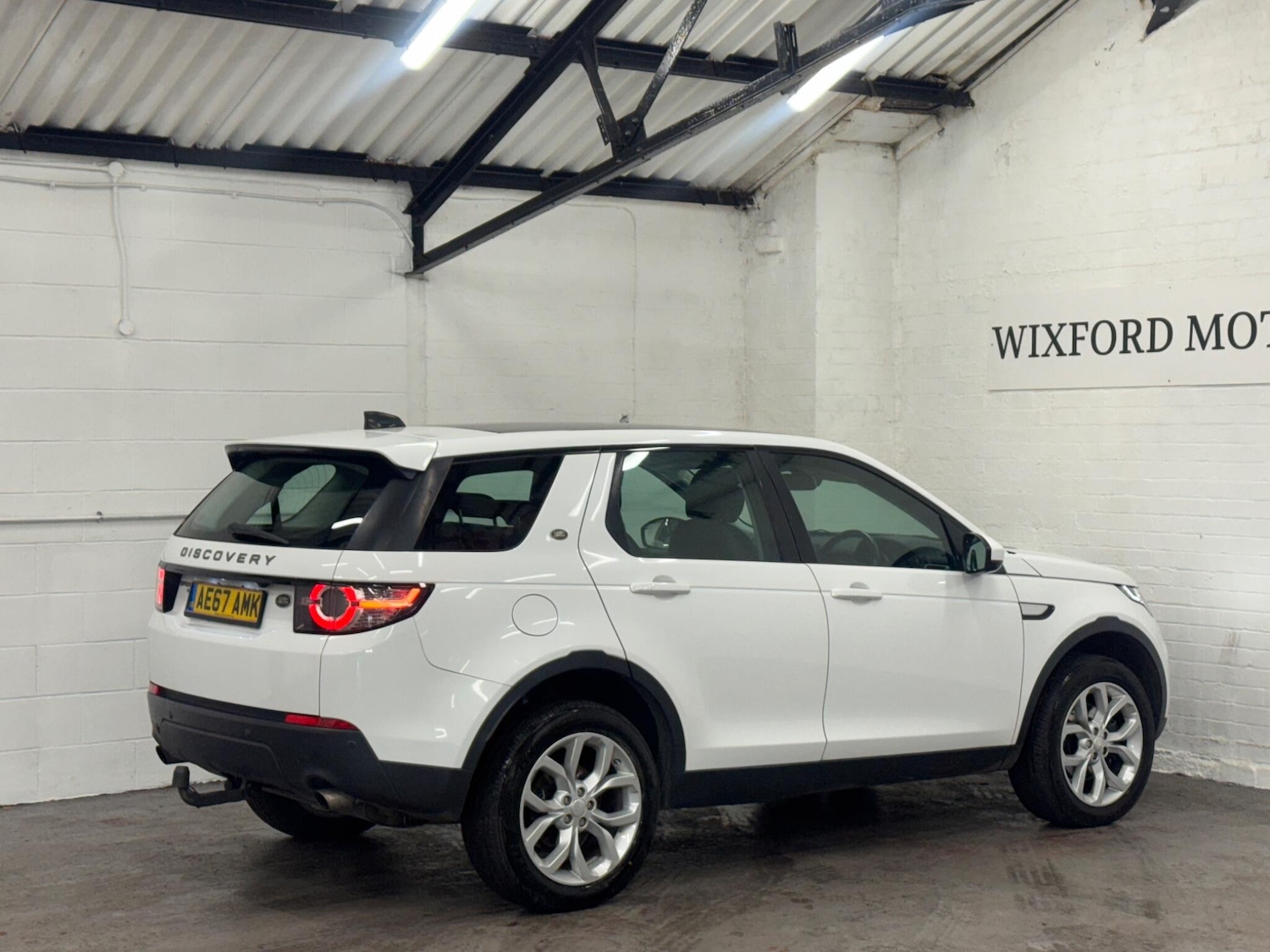 Used Land Rover Discovery Sport 2017 for sale - 76671714: Photo 6