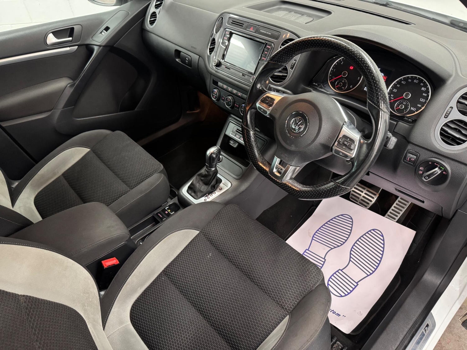 Used Volkswagen Tiguan 2015 for sale - 76276037: Photo 11