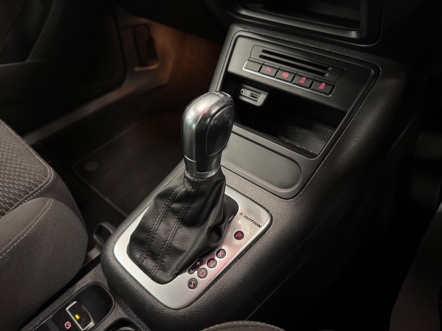 Used Volkswagen Tiguan 2015 for sale - 76276037: Photo 19