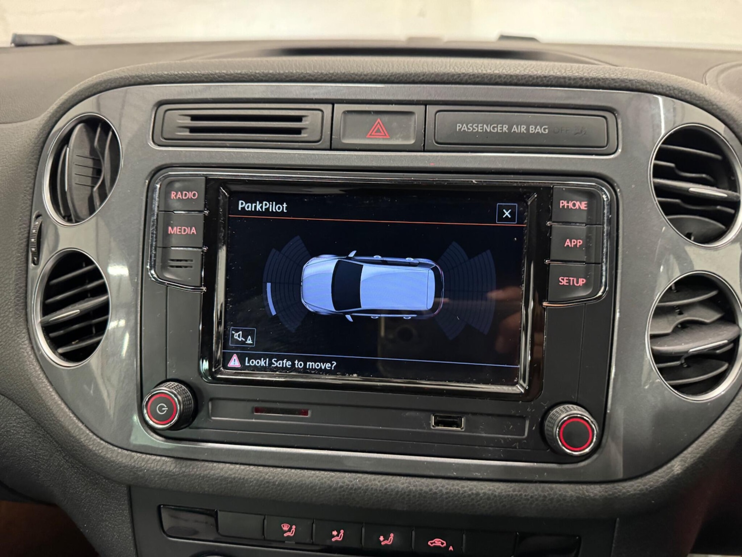 Used Volkswagen Tiguan 2015 for sale - 76276037: Photo 21