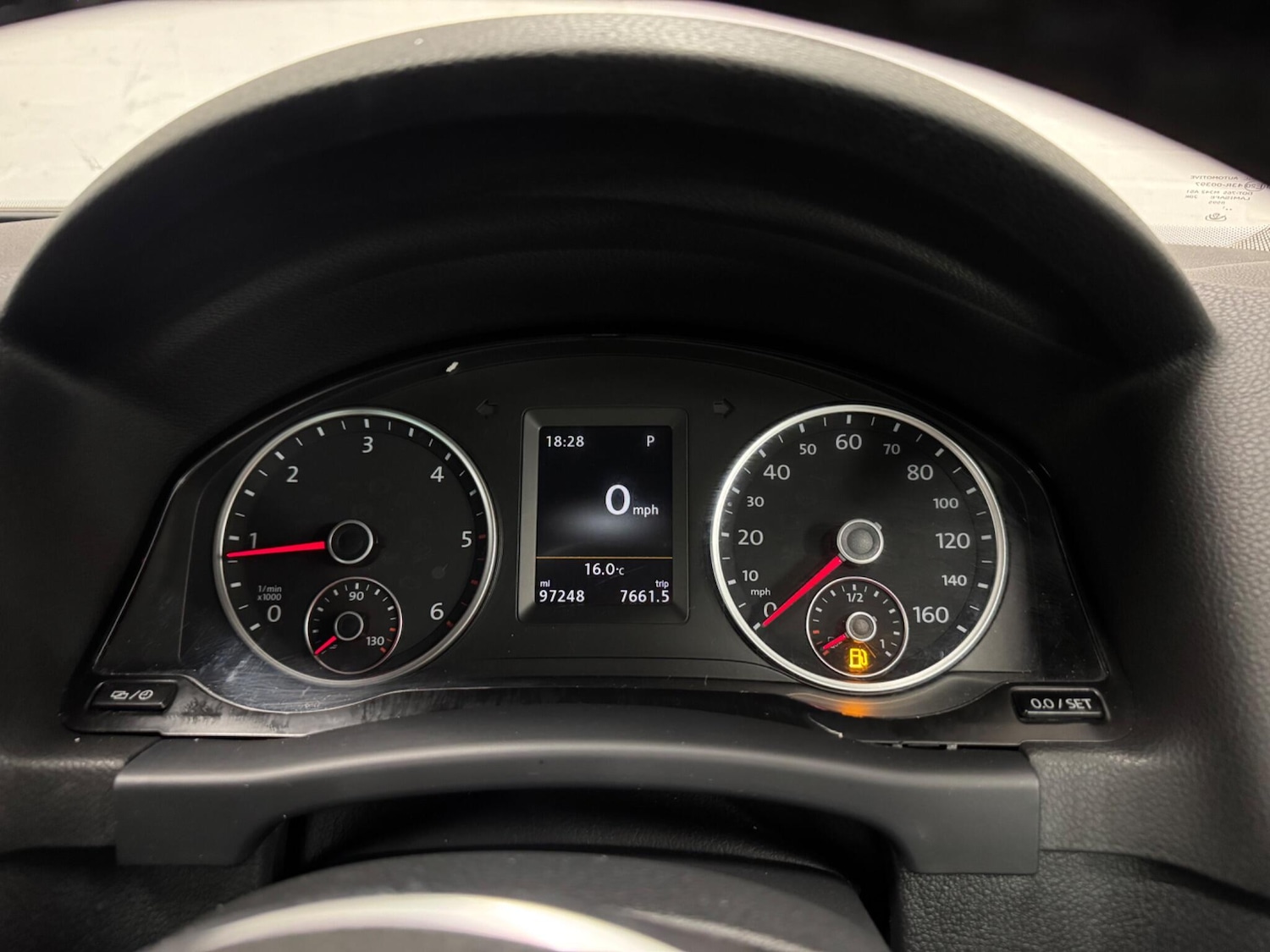 Used Volkswagen Tiguan 2015 for sale - 76276037: Photo 27