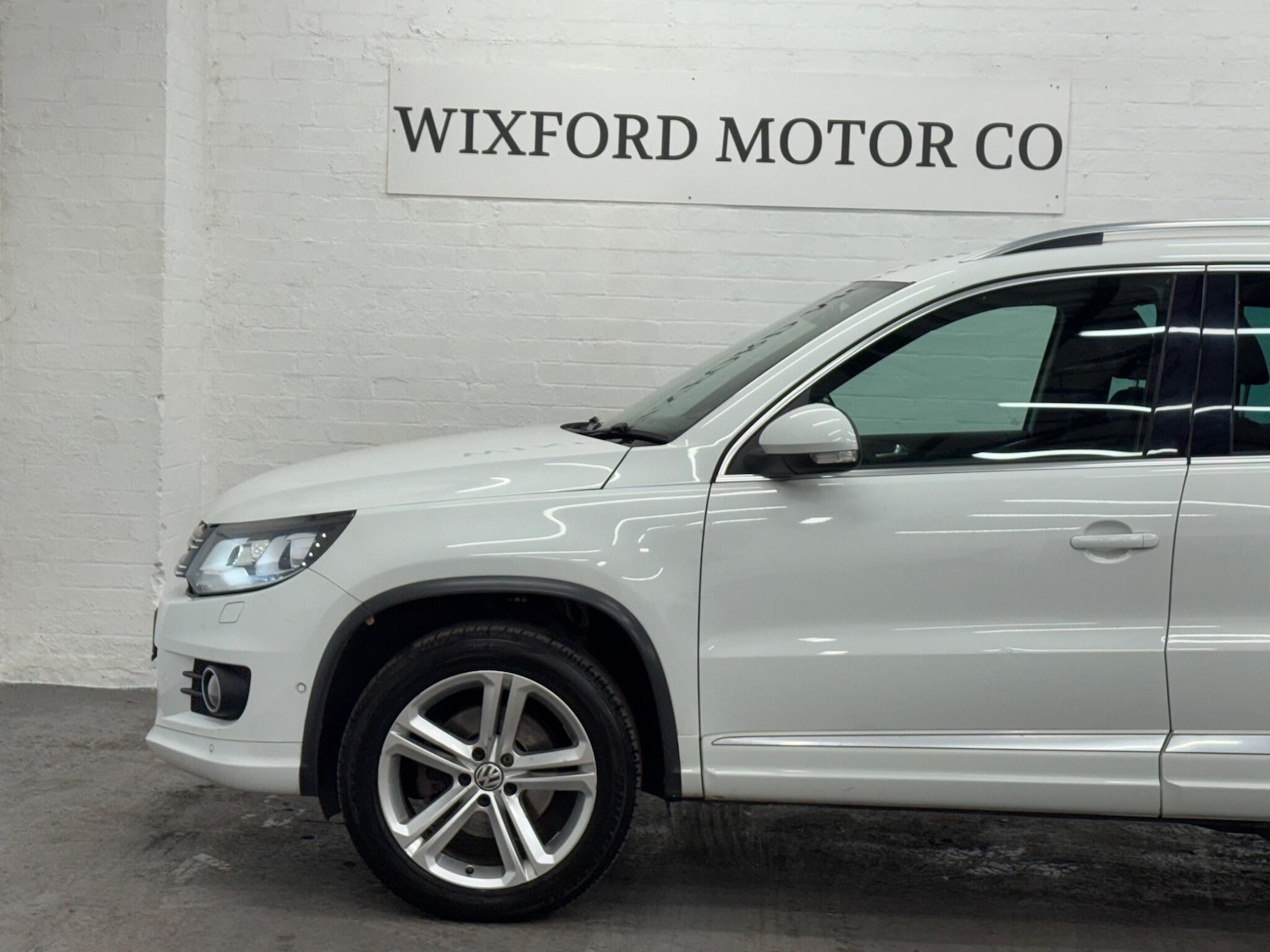 Used Volkswagen Tiguan 2015 for sale - 76276037: Photo 36