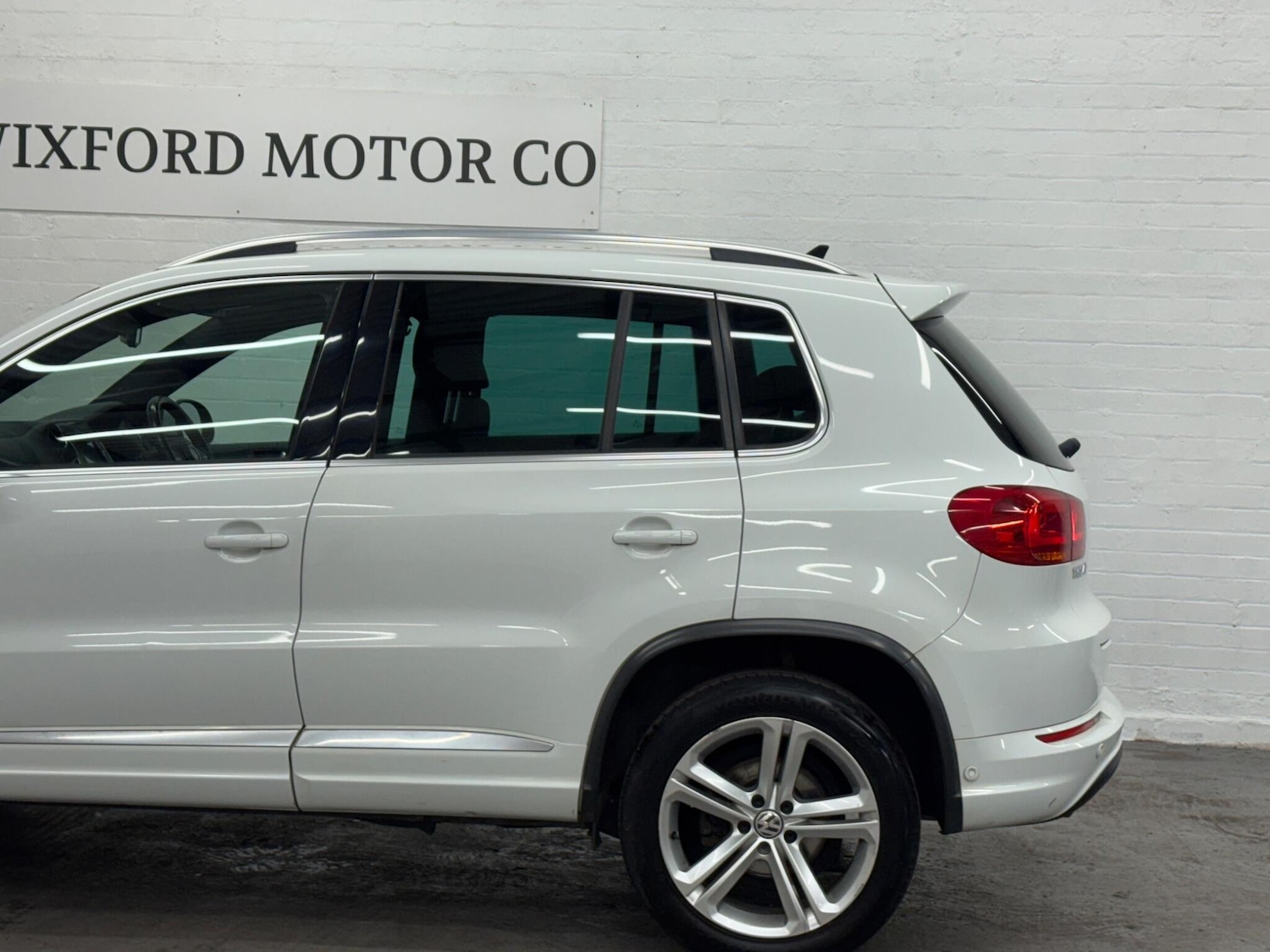 Used Volkswagen Tiguan 2015 for sale - 76276037: Photo 37