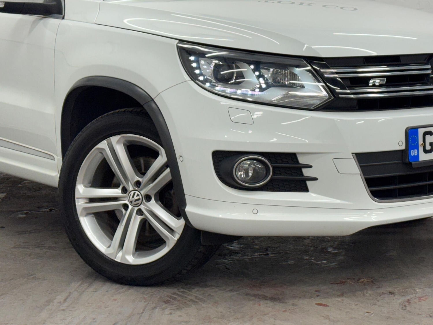 Used Volkswagen Tiguan 2015 for sale - 76276037: Photo 38