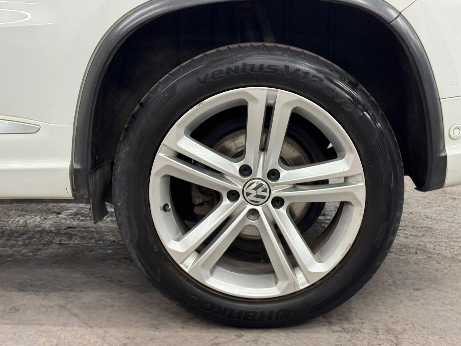 Used Volkswagen Tiguan 2015 for sale - 76276037: Photo 40