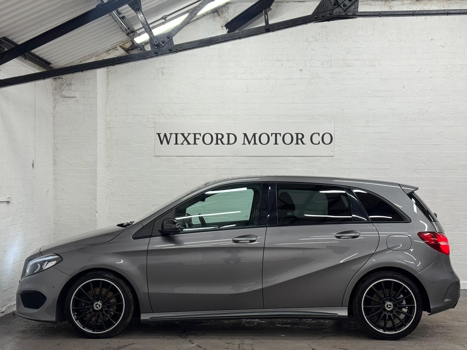 Used Mercedes-Benz B Class 2017 for sale - 76608228: Photo 3